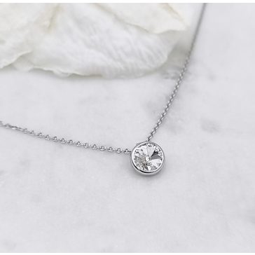 Gina ezüst nyaklánc egy swarovskival