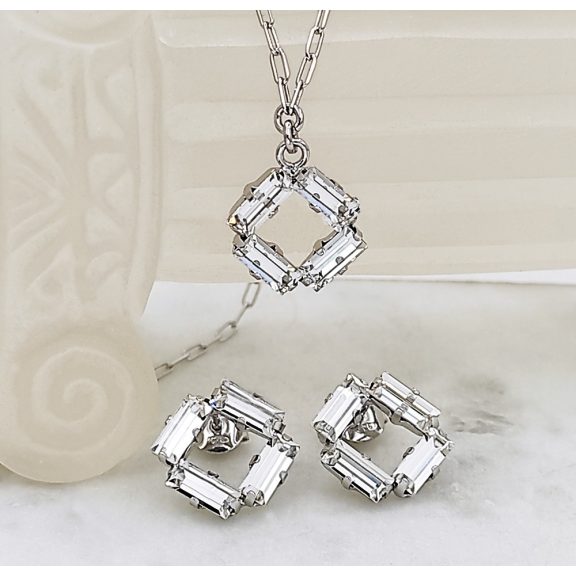 Gisellita ezüst és bagett swarovski ékszerszett Gisellita ezüst és bagett swarovski ékszerszett