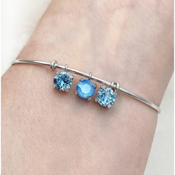 Genevra ezüst és kék swarovski karperec Genevra ezüst és kék swarovski karperec