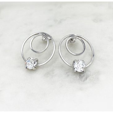 Claudina ezüst kör és swarovski bedugós fülbevaló
