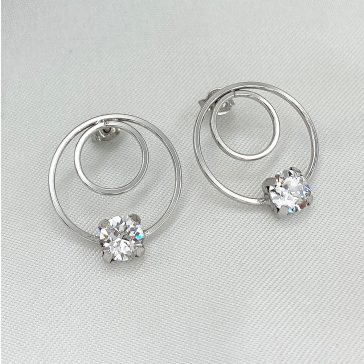 Claudina ezüst kör és swarovski bedugós fülbevaló