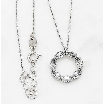 Gavrielle ezüstös swarovski koszorú ékszerszett