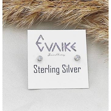 Ezüst butonos cirkónia bedugós fülbevaló 2,5mm