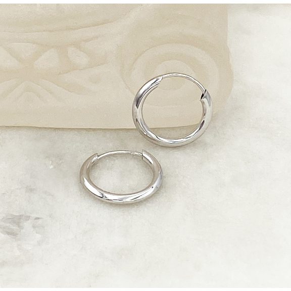 Loria fehér arany karika fülbevaló 1,2 cm Loria fehér arany karika fülbevaló 1,2 cm